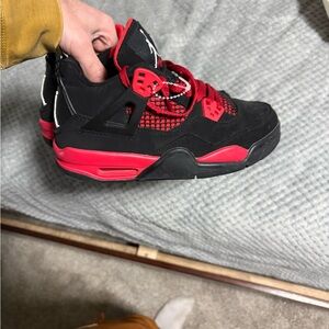 Nike Air Jordan 4 Retro "Red Thunder Sz 6